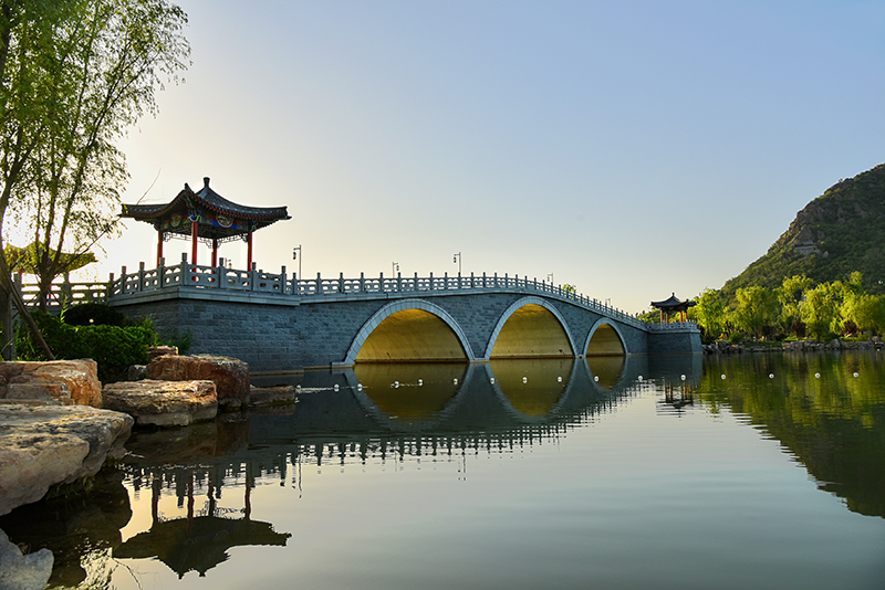 濟(jì)南華山洼濕地公園崇正橋、煙雨橋